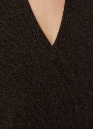  - THE ROW - Levi V-Neck Cashmere Top