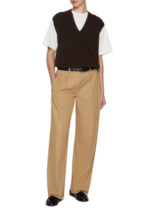 Figure View - Click To Enlarge - THE ROW - Levi V-Neck Cashmere Top