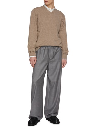 Figure View - Click To Enlarge - THE ROW - Rod V-Neck Cashmere Sweater