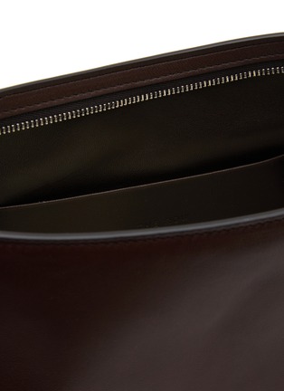 Detail View - Click To Enlarge - THE ROW - E/W Izzy Leather Crossbody Bag