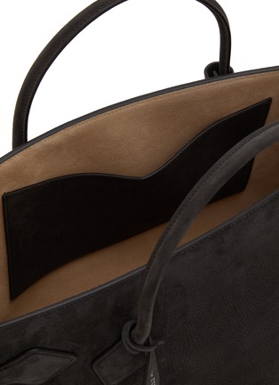 Detail View - Click To Enlarge - ALAÏA - Le Teckel Leather Tote Bag