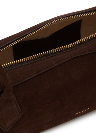 Detail View - Click To Enlarge - ALAÏA - Medium Le Teckel Leather Shoulder Bag