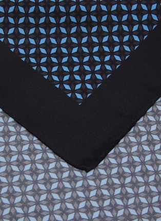 Detail View - Click To Enlarge - STEFANOBIGI MILANO - Geometric Silk Pocket Square