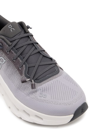 Detail View - Click To Enlarge - ON - Cloudtilt Low Top Women's Sneakers