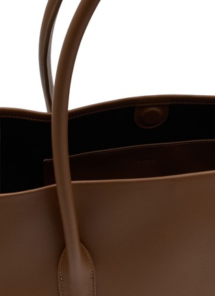 Detail View - Click To Enlarge - EQUIL - Osaka Leather Shoulder Bag