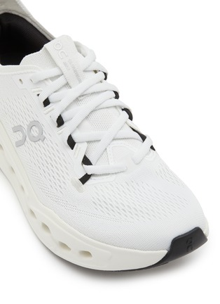 Detail View - Click To Enlarge - ON - Cloudsurfer Max Women's Sneakers