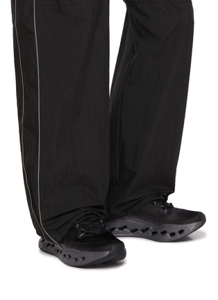 Figure View - Click To Enlarge - ON - Cloudsurfer Max Low Top Men's Sneakers