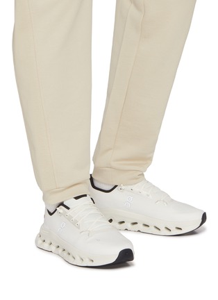 Figure View - Click To Enlarge - ON - Cloudtilt Low Top Men's Sneakers