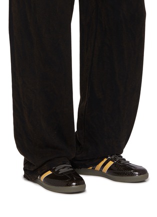 Figure View - Click To Enlarge - ADIDAS - Samba OG Low Top Men's Sneakers