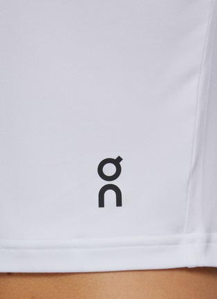  - ON - Studio Long-T Crop T-Shirt