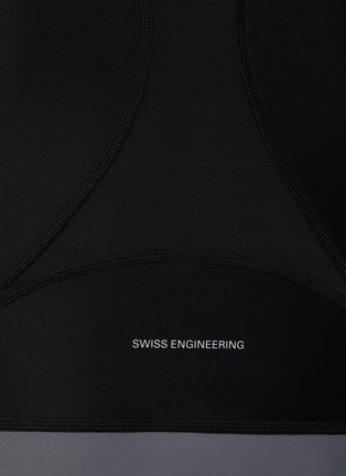  - ON - Train Long Sleeve Cropped Top