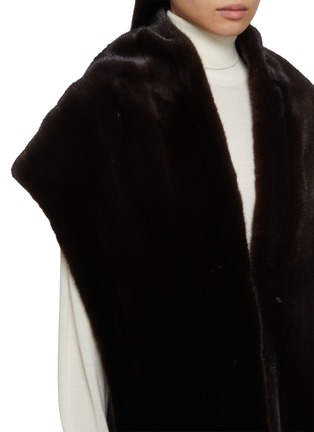  - CHEVITE - Mink Fur Cape
