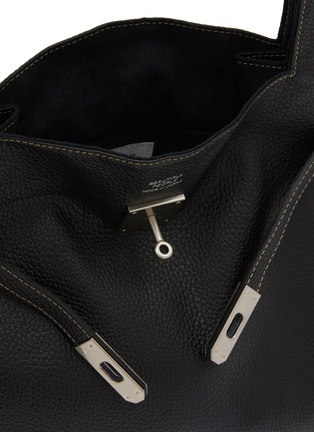 Detail View - Click To Enlarge - BEAUTIFUL PEOPLE BAGS - Large Shrink Leather Market Bag
