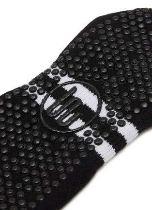  - MOVEACTIVE - Classic Low Rise Grip Socks Set of 3 — Black