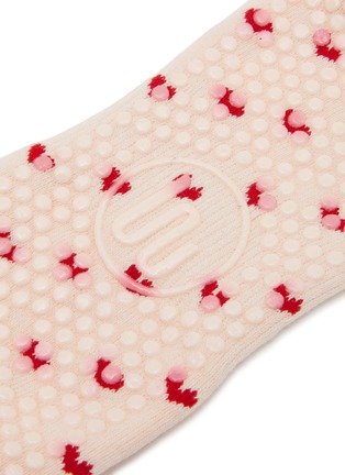  - MOVEACTIVE - Crew Non-Slip Grip Socks Set of 3 — Soft Pink