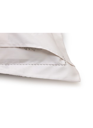 Detail View - Click To Enlarge - YVES DELORME - Corolles Pillow Case