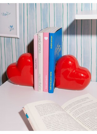 Detail View - Click To Enlarge - DOIY - Love Bookend