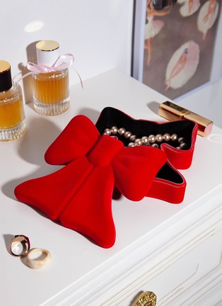 Detail View - Click To Enlarge - DOIY - Bow Storage Box