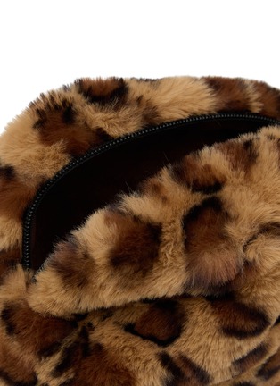 Detail View - Click To Enlarge - FJOLLA - Small Faux Fur Zippered Toiletry Pouch — Brown Leopard