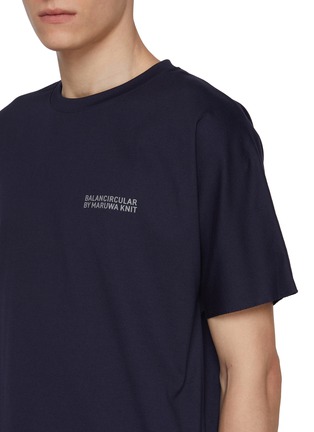  - J∞QUALITY - Balancircular Short Sleeve T-Shirt
