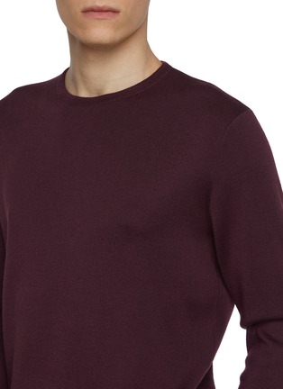  - J∞QUALITY - Long Sleeve Crewneck Cashmere Silk Knit Top