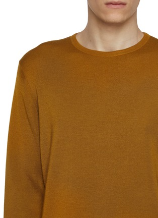  - J∞QUALITY - Long Sleeve Crewneck Cashmere Silk Knit Top