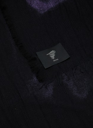 Detail View - Click To Enlarge - DISCORD YOHJI YAMAMOTO ACCESSORIES - Abstract Silk Wool Scarf