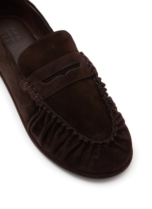 Detail View - Click To Enlarge - PEDDER RED - Molly Suede Loafers