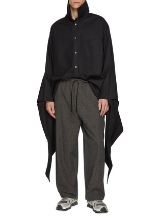 Figure View - Click To Enlarge - DOUBLET - Pteranodon Wing Draped Long Sleeve Cotton Shirt