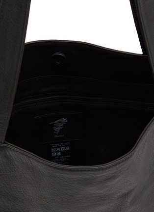 Detail View - Click To Enlarge - DISCORD YOHJI YAMAMOTO BAGS - Large Clasp Leather Tote Bag