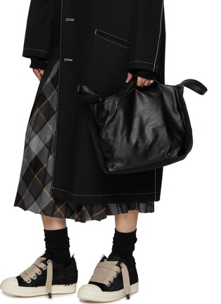 Figure View - Click To Enlarge - DISCORD YOHJI YAMAMOTO BAGS - Medium Draped Tulip Leather Handbag