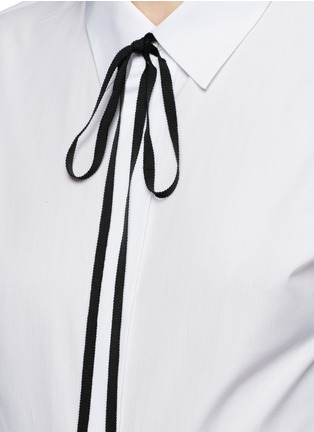 Detail View - Click To Enlarge - THEORY - 'Anesha' ribbon neck tie cotton shirt