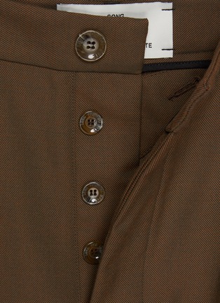  - SONG FOR THE MUTE - Pleated Flower Embroidered Cotton Wool Chambre Gabardine Pants