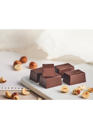 Detail View - Click To Enlarge - MERCATO GOURMET BY GIANDO - Lavoratti 32-Piece The Night before Christmas Assorted Bonbons 230g