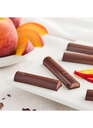 Detail View - Click To Enlarge - MERCATO GOURMET BY GIANDO - Lavoratti 3-Piece Dark Chocolate and Peach Pencils 60g