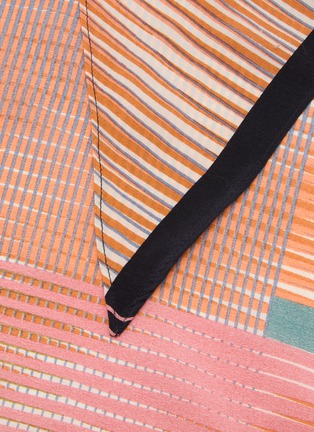 Detail View - Click To Enlarge - MAPOÉSIE - Prisme Silk Scarf