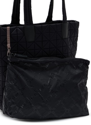  - VEE COLLECTIVE - Vee Shopper Shoulder Bag