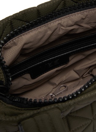 Detail View - Click To Enlarge - VEE COLLECTIVE - Mini Vee Tote Bag