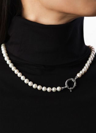Detail View - Click To Enlarge - BIJOU DE M - Genderless 18K White Gold Plated Sterling Silver Freshwater Pearl Necklace
