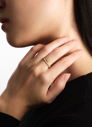 Detail View - Click To Enlarge - BIJOU DE M - Shooting Star 18K Gold Diamond Ring — JP 10