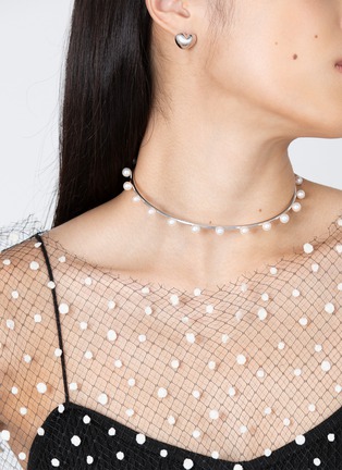 Detail View - Click To Enlarge - BIJOU DE M - 18K White Gold Plated Sterling Silver Freshwater Pearl Choker — Size S
