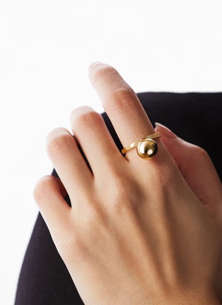 Detail View - Click To Enlarge - BIJOU DE M - Dora 18K Gold Ring — JP 14