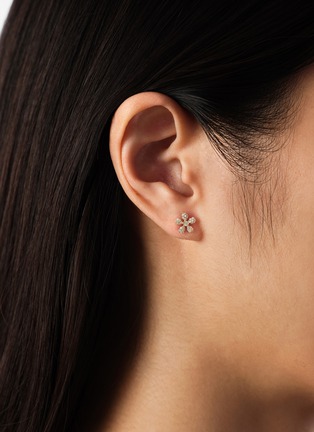 Detail View - Click To Enlarge - BIJOU DE M - Petit Flower 18K White Gold Diamond Single Earring