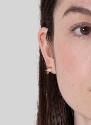 Detail View - Click To Enlarge - BIJOU DE M - Reversible Star 18K Gold Diamond Resin Single Earring — Right