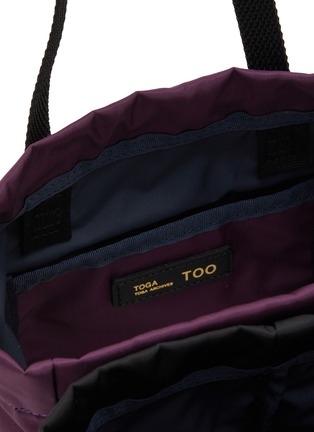 Detail View - Click To Enlarge - TOGA VIRILIS - Printed Drawstring Bucket Bag