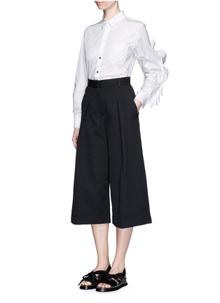 Figure View - Click To Enlarge - TOGA ARCHIVES - Cutout ruffle sleeve poplin shirt
