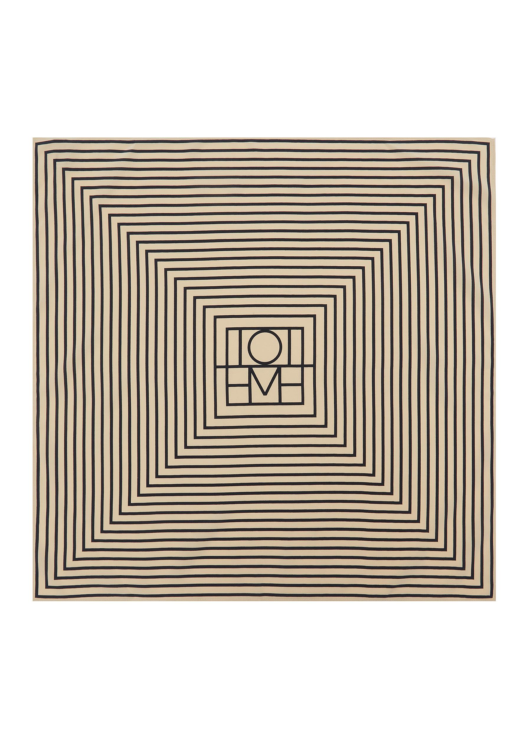 極美品✨TOTEME CENTERED MONOGRAM SCARF モノグラム Toteme Accessories | Contemporary Ready to Wear | Coveti