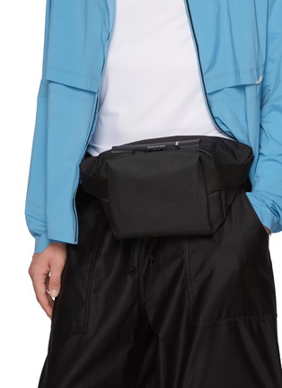 Figure View - Click To Enlarge - CÔTE&CIEL - Small Isarau Round Carbon Crossbody Bag