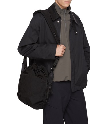 Figure View - Click To Enlarge - CÔTE&CIEL - Uva Carbon Nylon Shoulder Bag