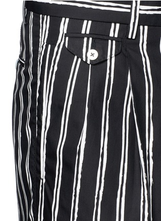 Detail View - Click To Enlarge - - - Vertical stripe cotton shorts